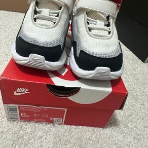 Nike Kids Air Max Nova Sneakers - White and Black